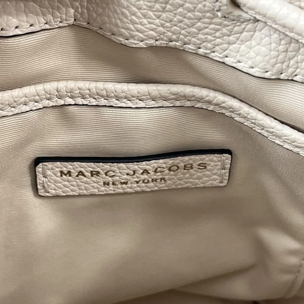 Marc Jacobs Bucket Bag Womens Small Beige Leather Drawstring Top Handle Purse